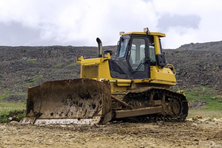 Blended Training - Pembinaan dan Sertifikasi K3 Operator Bulldozer  by KEMNAKER RI