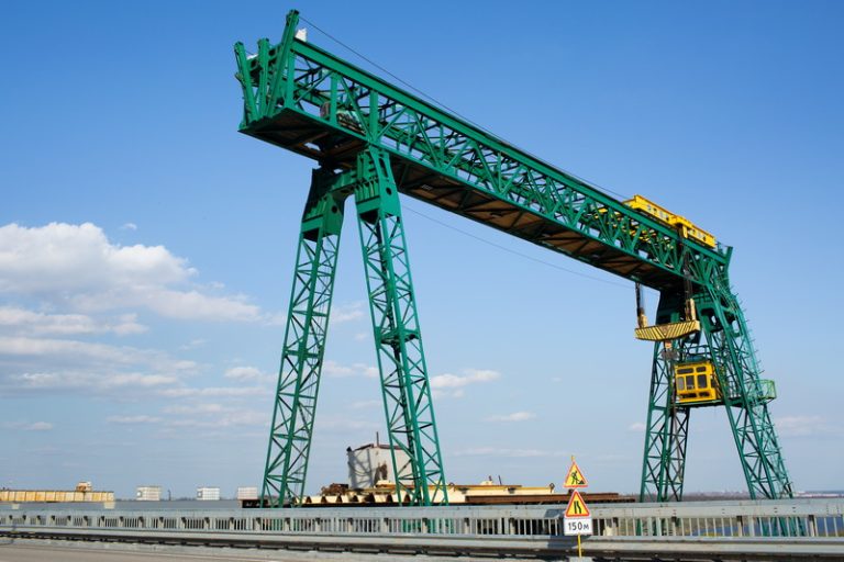 Pembinaan dan Sertifikasi K3 Operator Gantry Crane